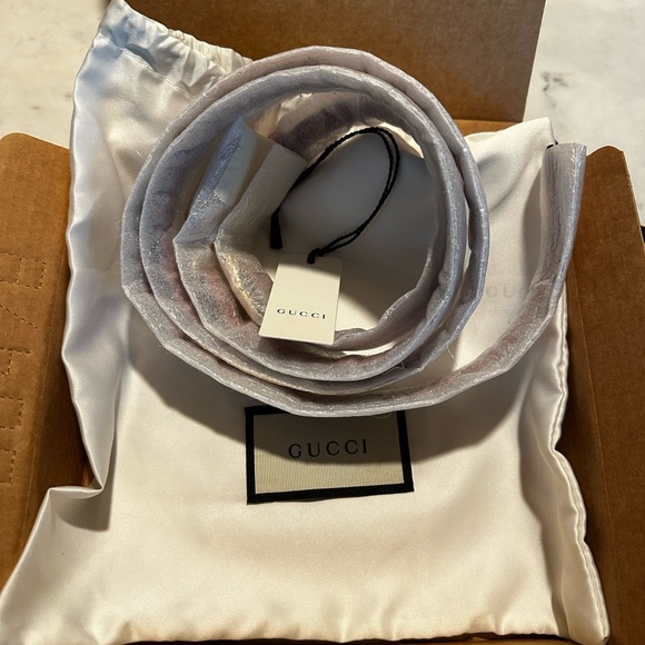 NWT!! ❤️ Gucci Hibiscus Red Bag/Phone Strap - Picture 6 of 8